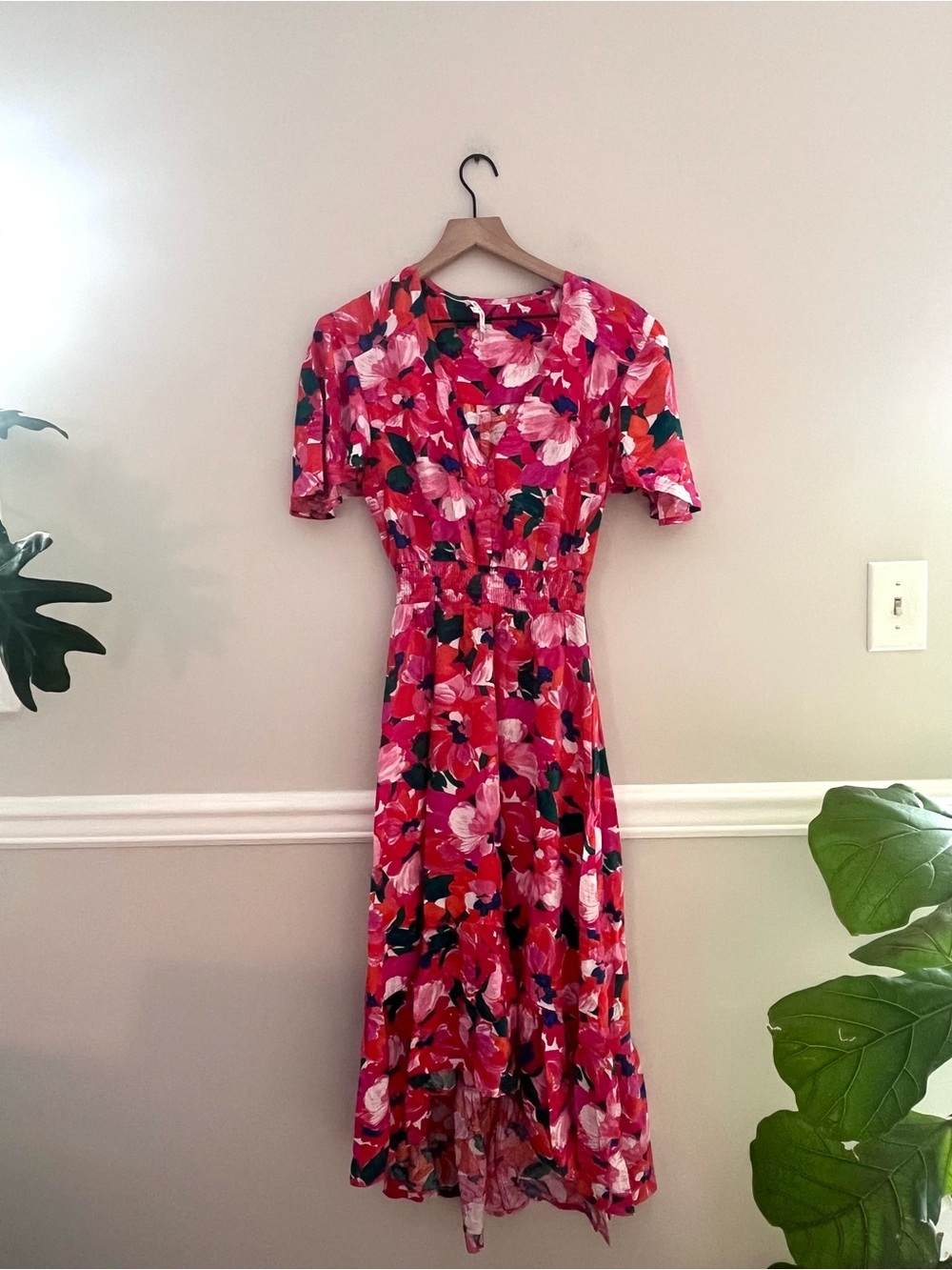Anthropologie Abel the Label Women’s  Asymmetrical Floral Midi Dress S Red Ruffl